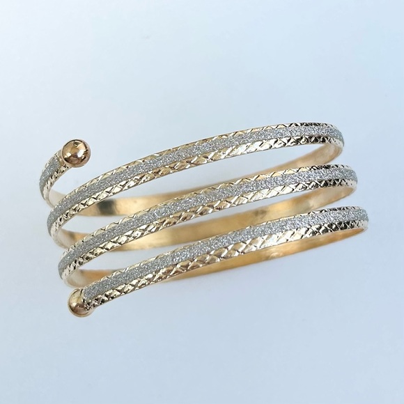 Vintage Spiral Gold Tone Bangle Glitters Three Layers 8” - Picture 5 of 8